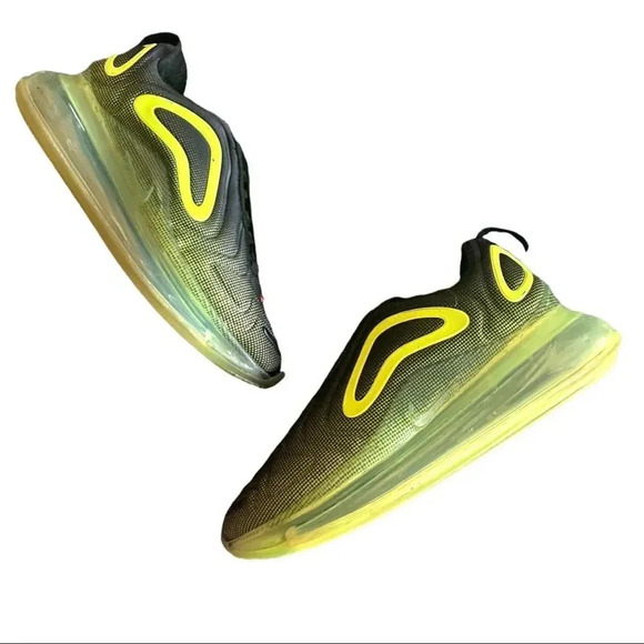 FALL CLEARANCE Nike Air Max 720 Black/Bright Crimson-Volt LIMITED EDITION! - Picture 1 of 7